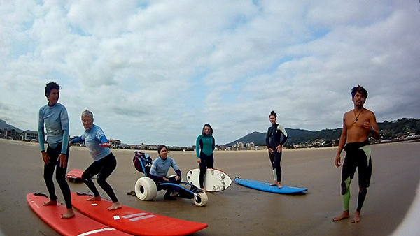 Aquality, école de surf et de plongée au Pays basque